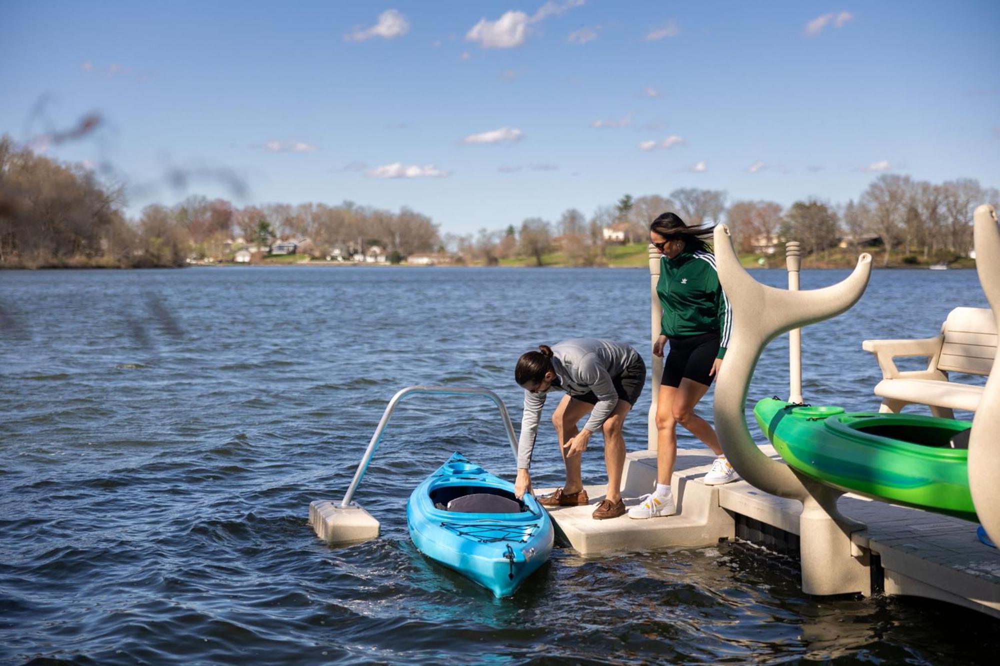 アクロン Hilltop Lakehouse - Free Kayaks Deck Plxヴィラ エクステリア 写真