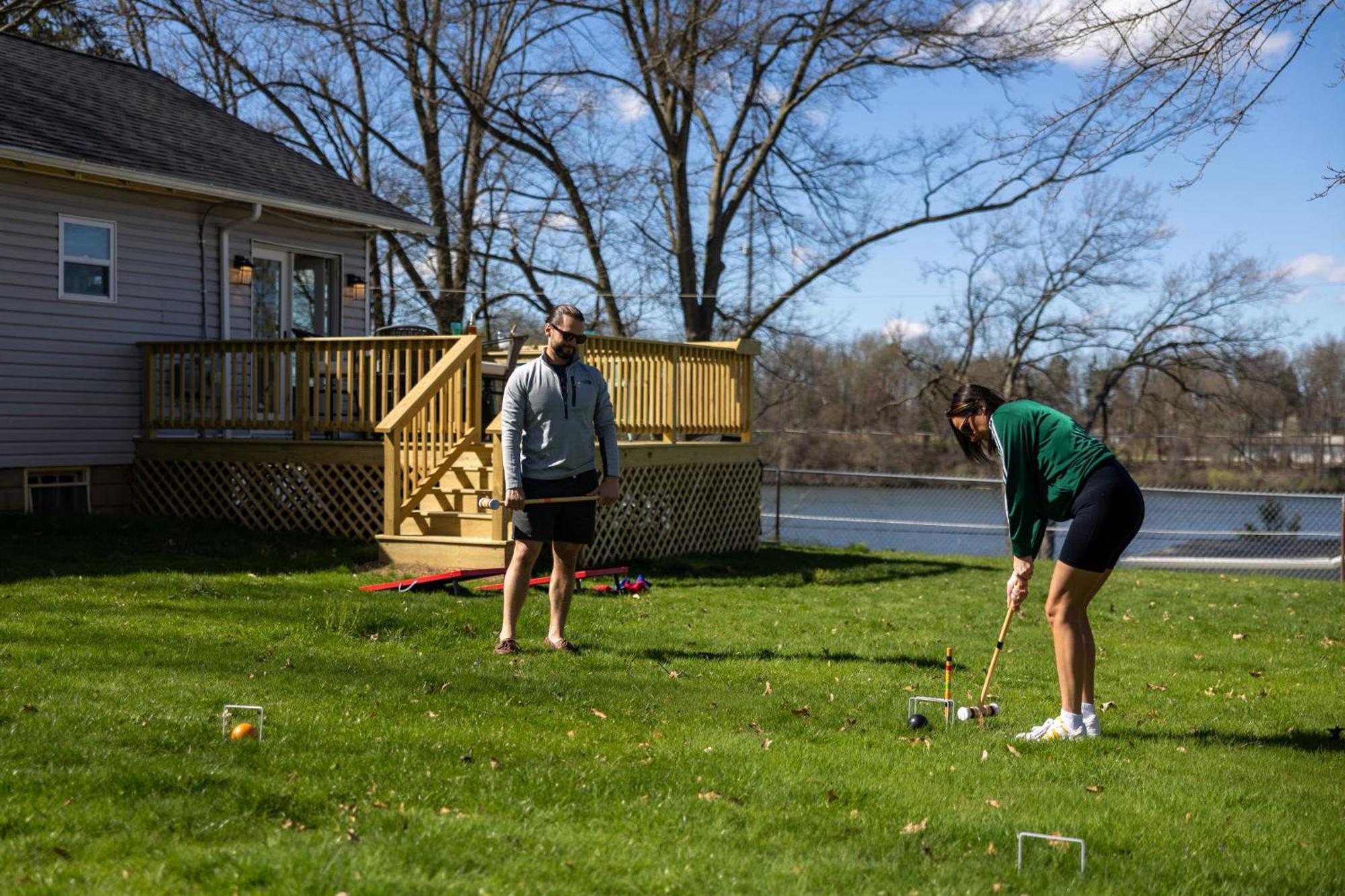 アクロン Hilltop Lakehouse - Free Kayaks Deck Plxヴィラ エクステリア 写真