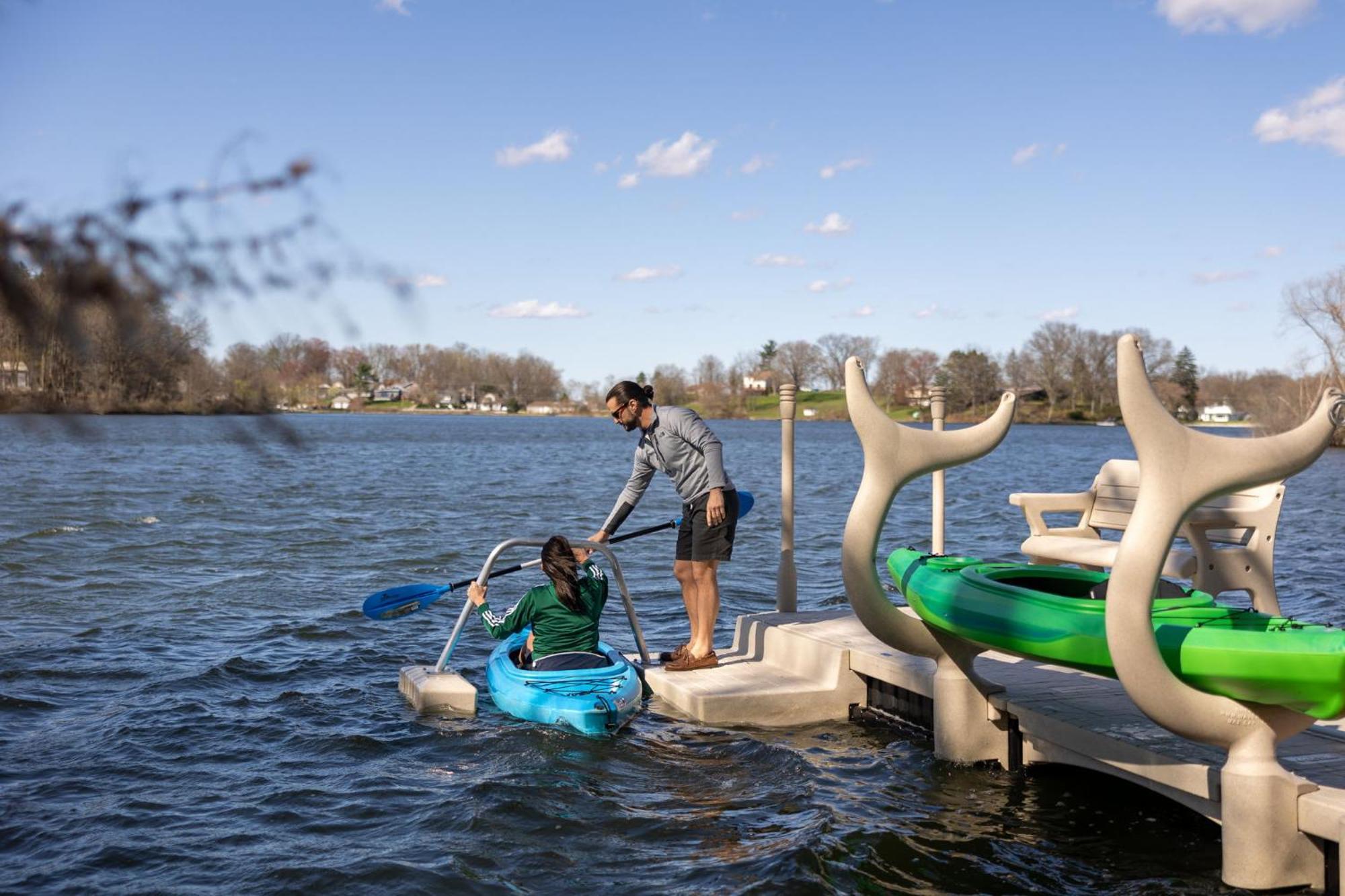 アクロン Hilltop Lakehouse - Free Kayaks Deck Plxヴィラ エクステリア 写真